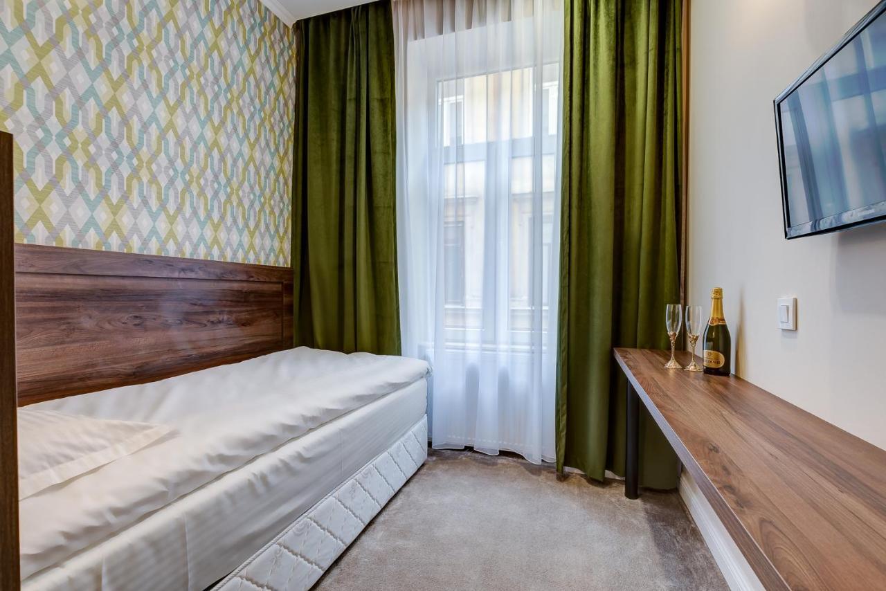 Upstairs Boutique Aparthotel Букурещ Екстериор снимка